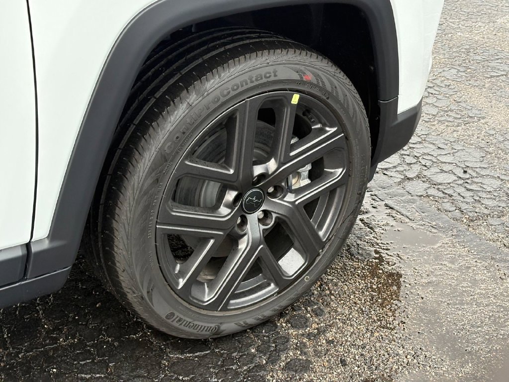 New 2026 Jeep Compass Limited AWD/4WD image 9