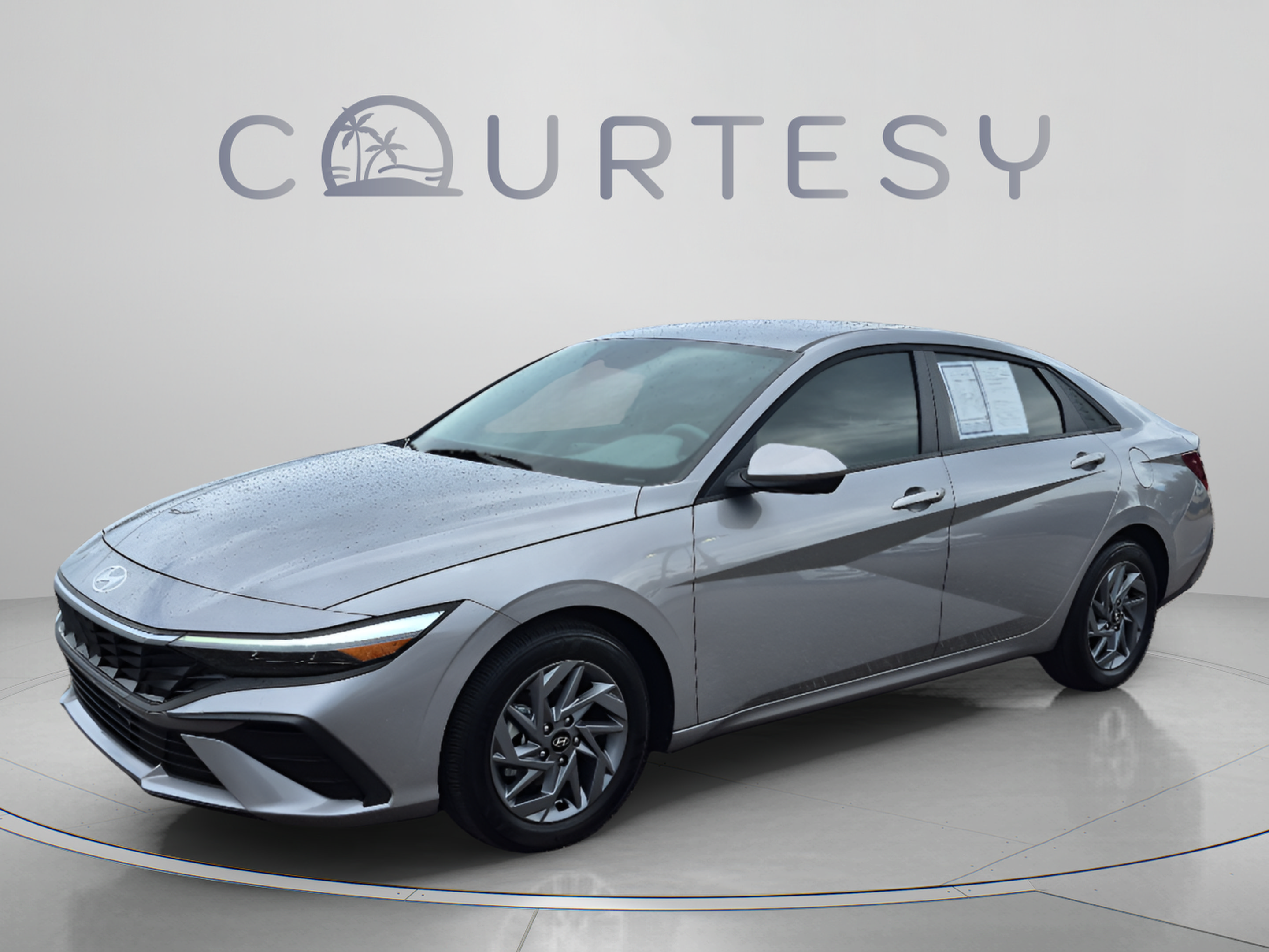 Certified 2025 Hyundai Elantra Hybrid w/ Cargo Package