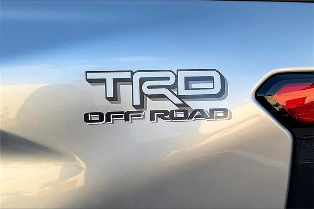 Used 2024 Toyota Tacoma TRD Off-Road image 8