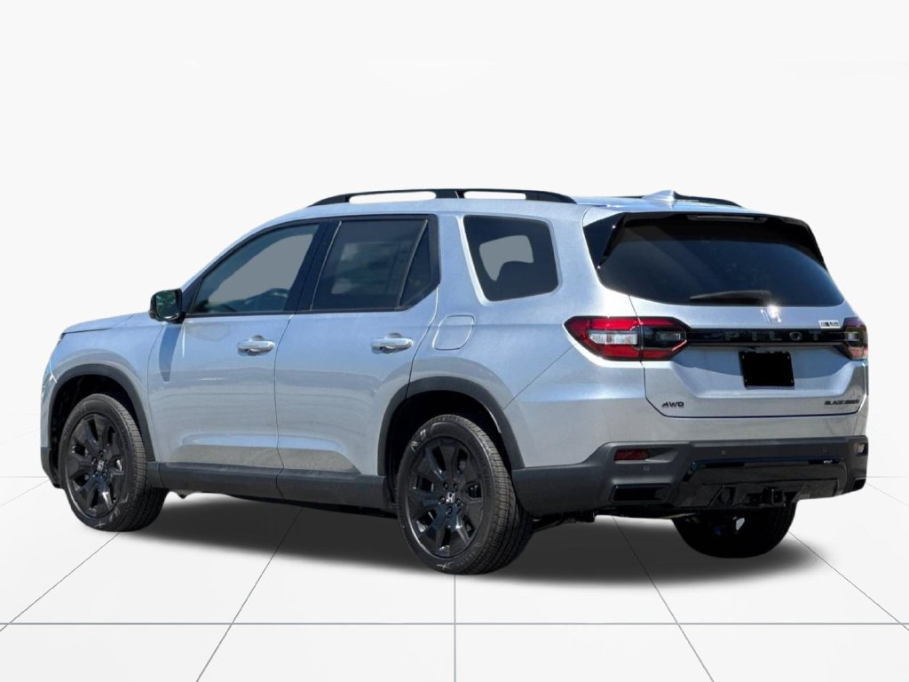 New 2026 Honda Pilot Black Edition image 6