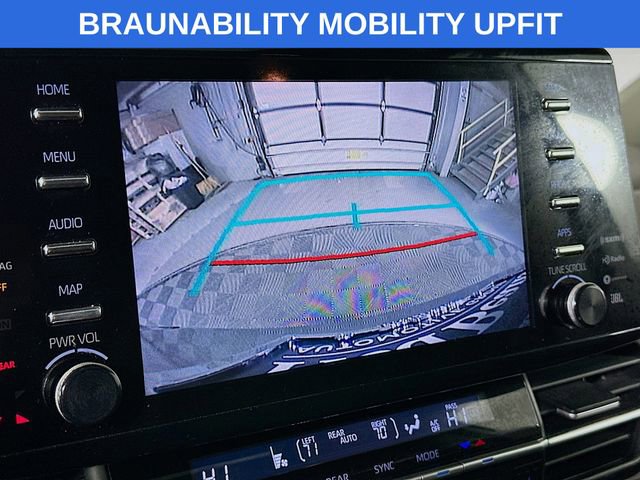 Used 2021 Toyota Sienna XLE w/ XLE Plus Package image 14