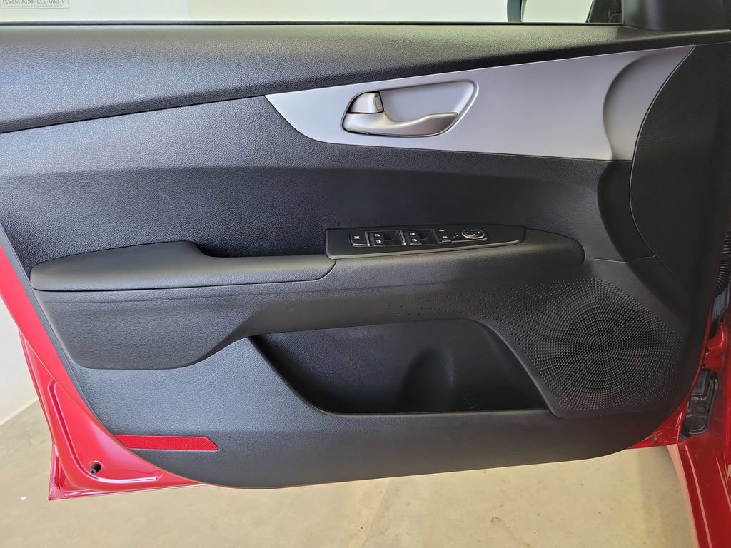 Used 2024 Kia Forte LXS FWD image 18