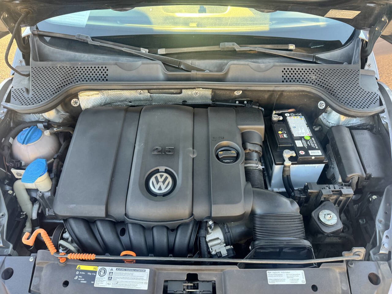 Used 2013 Volkswagen Beetle 2.5 image 11