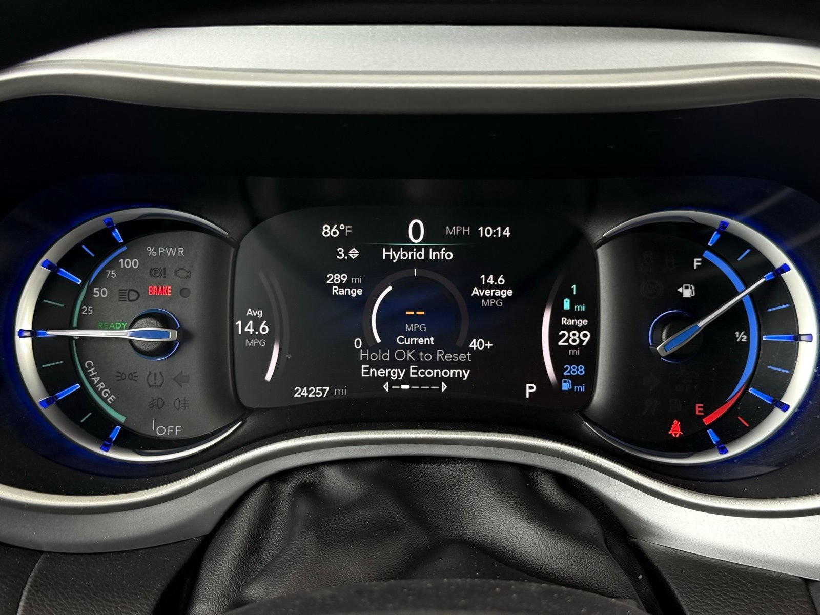 Used 2018 Chrysler Pacifica Touring Plus FWD image 39