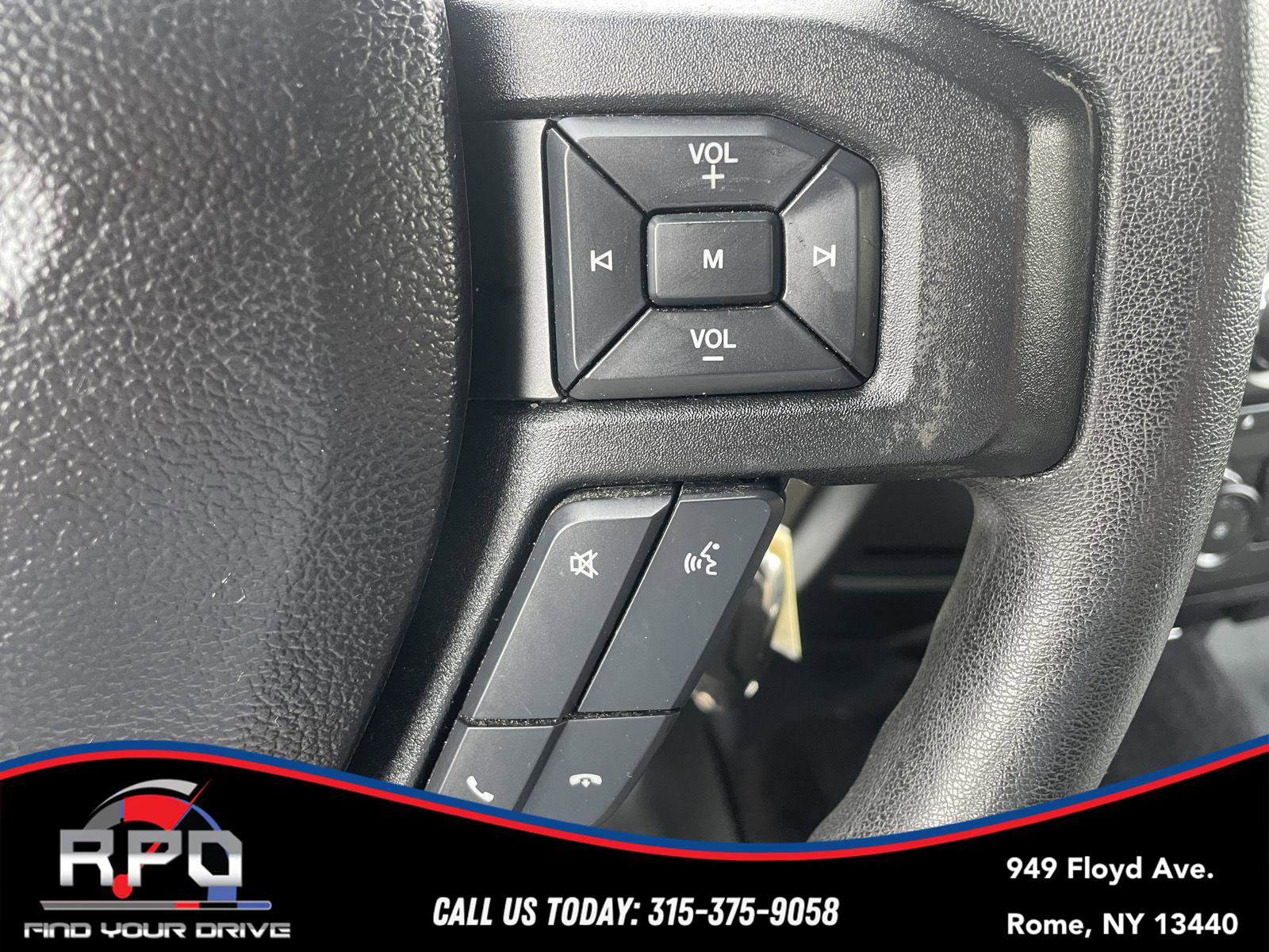 Used 2017 Ford F150 XLT image 23