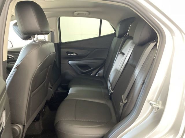 Used 2022 Buick Encore Preferred w/ Safety Package image 28