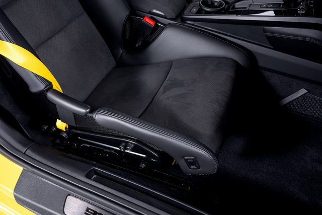 Used 2022 Porsche 911 Carrera GTS w/ Premium Package image 46