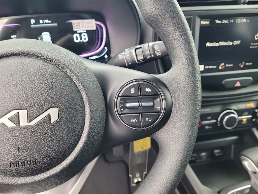 Used 2025 Kia Soul LX image 23