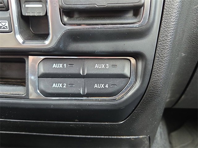 Used 2021 Jeep Wrangler Unlimited Sahara w/ Dual Top Group image 18