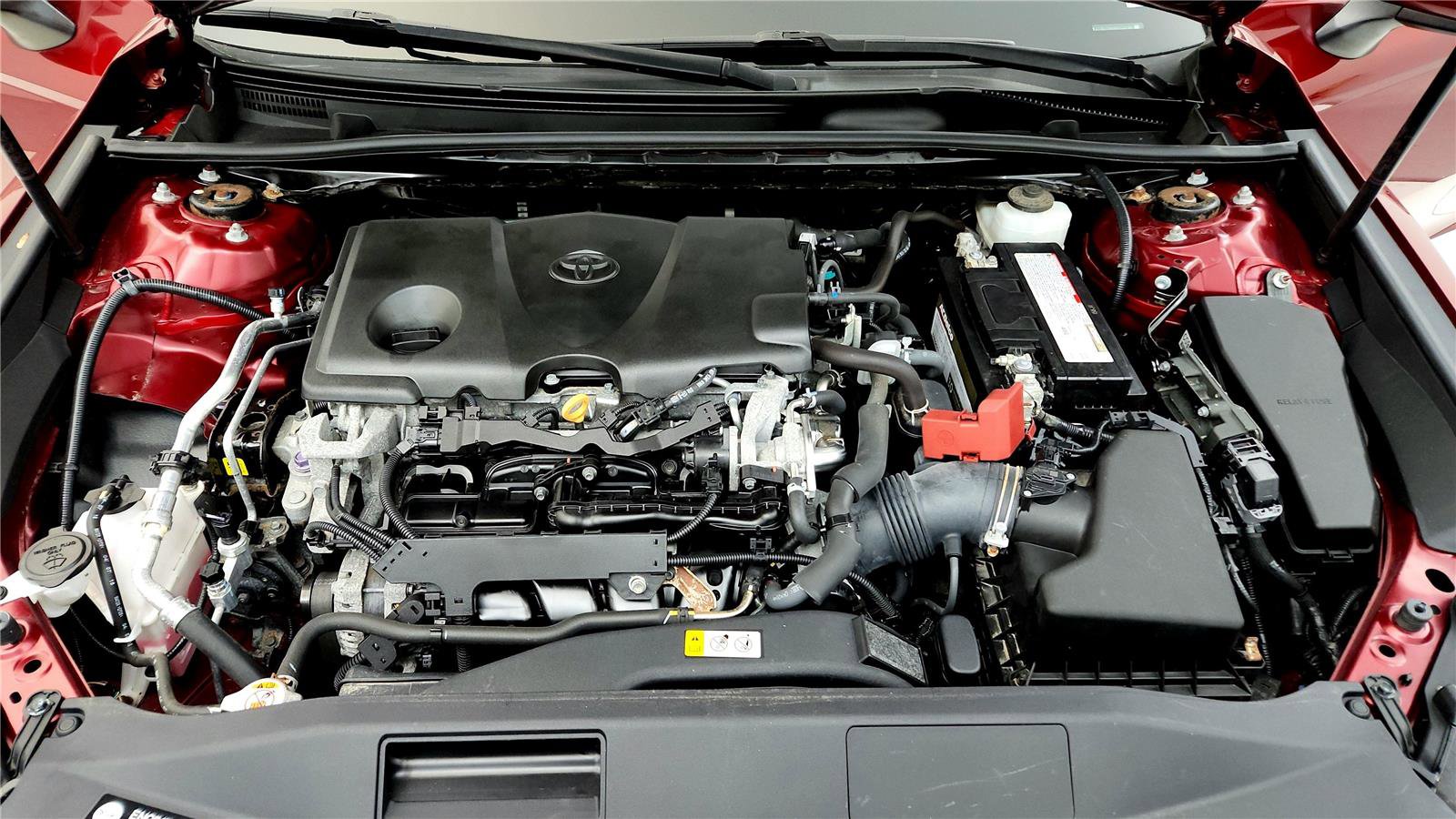 Used 2019 Toyota Camry LE w/ Carpet Mat Package image 15