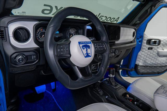 Used 2025 Jeep Gladiator Sport image 19