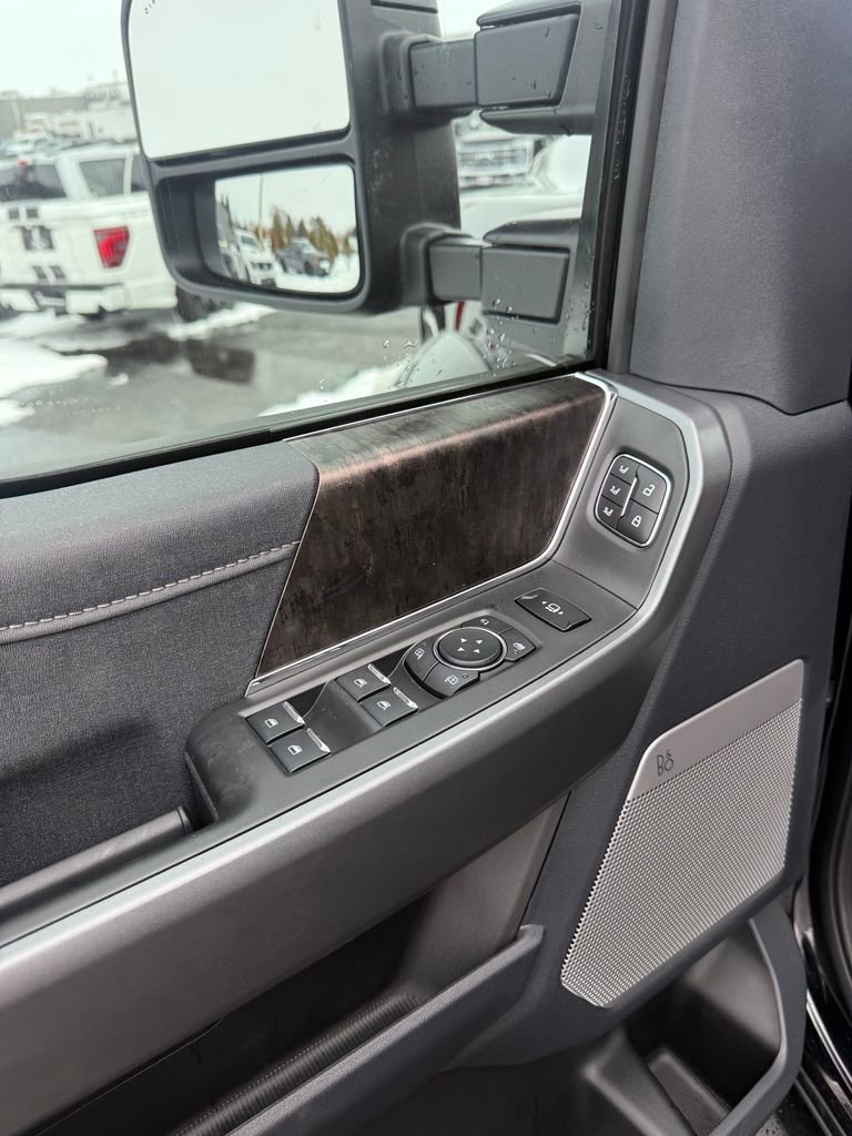 New 2026 Ford F250 Lariat w/ Black Appearance Package image 15