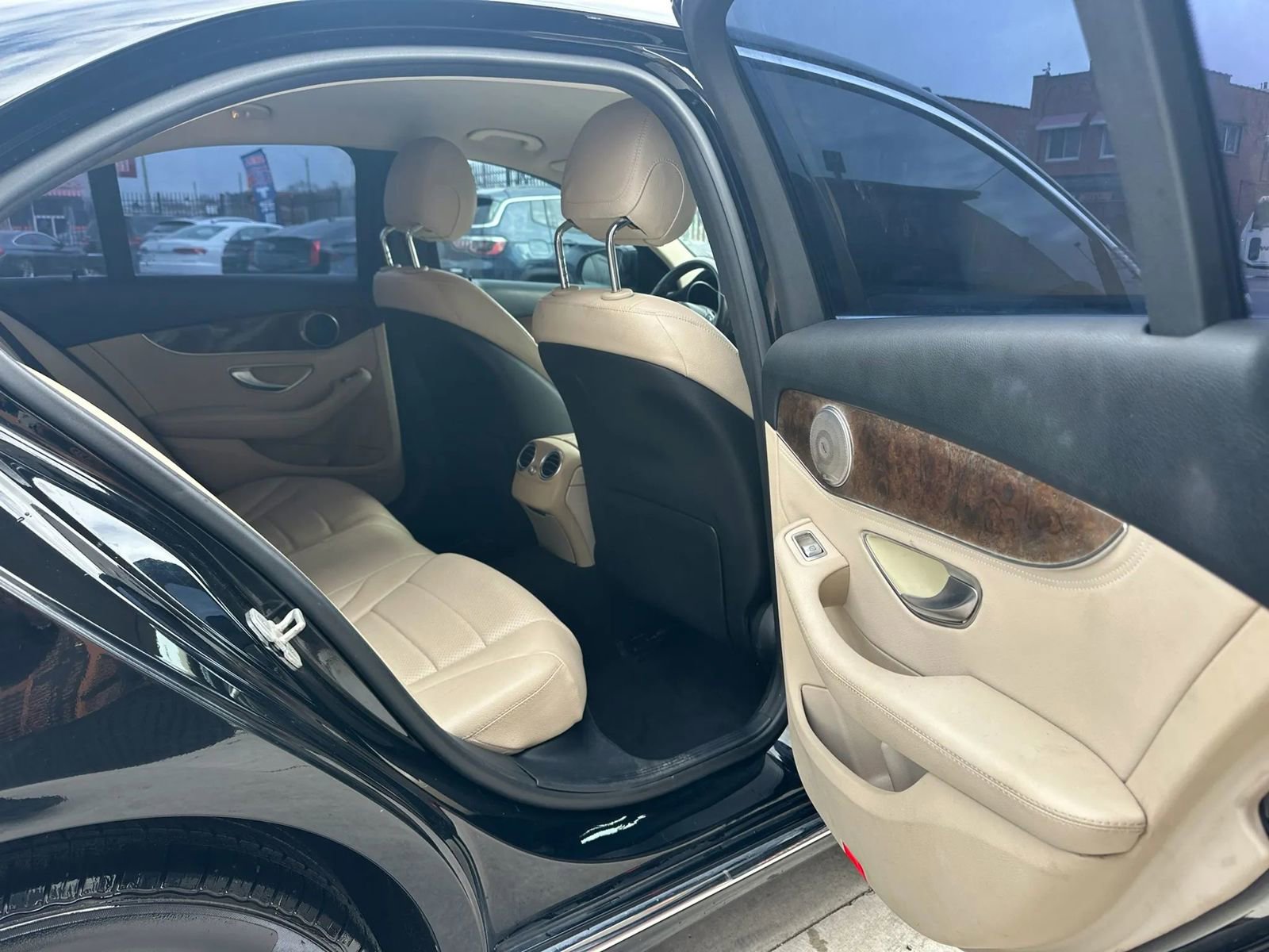 Used 2015 Mercedes-Benz C 300 C 300 4MATIC Sedan 4D image 16