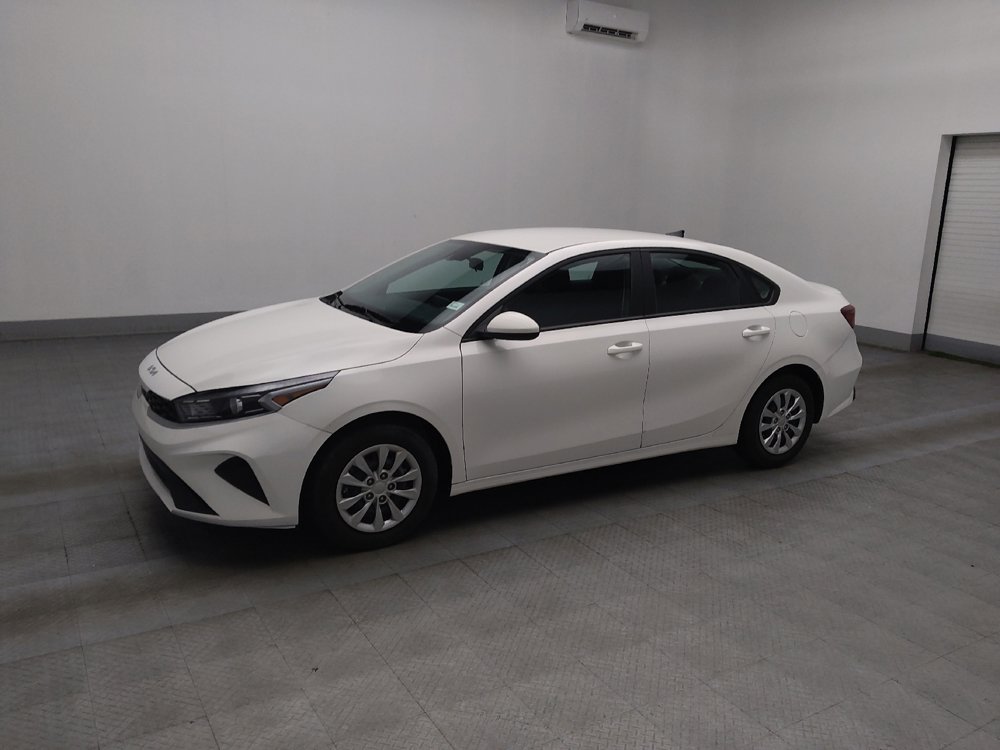 Used 2022 Kia Forte Sedan image 2