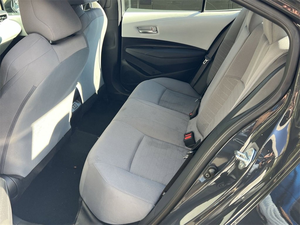 Used 2025 Toyota Corolla SE image 23
