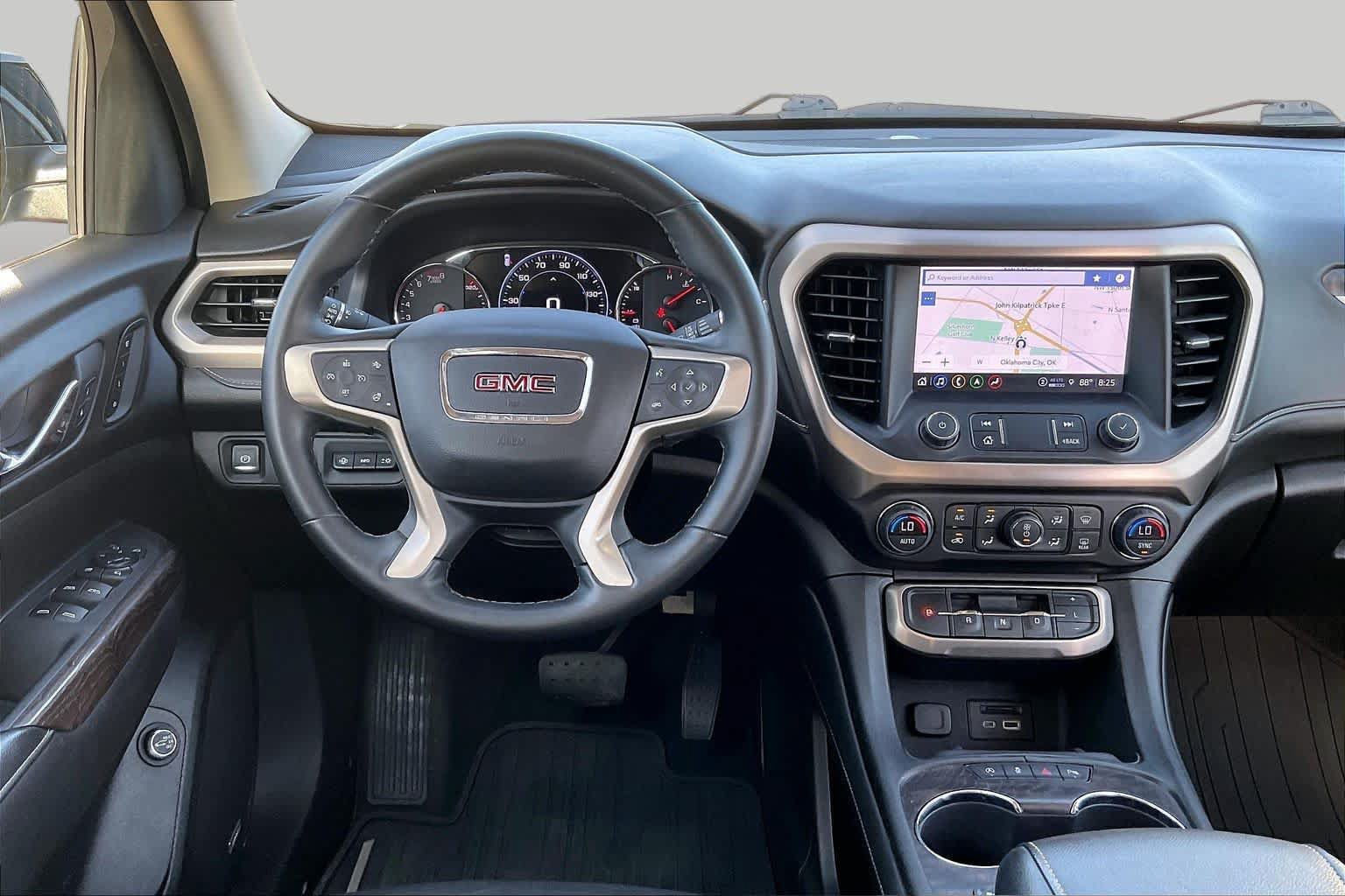 Certified 2023 GMC Acadia Denali w/ Denali Technology Package FWD image 6