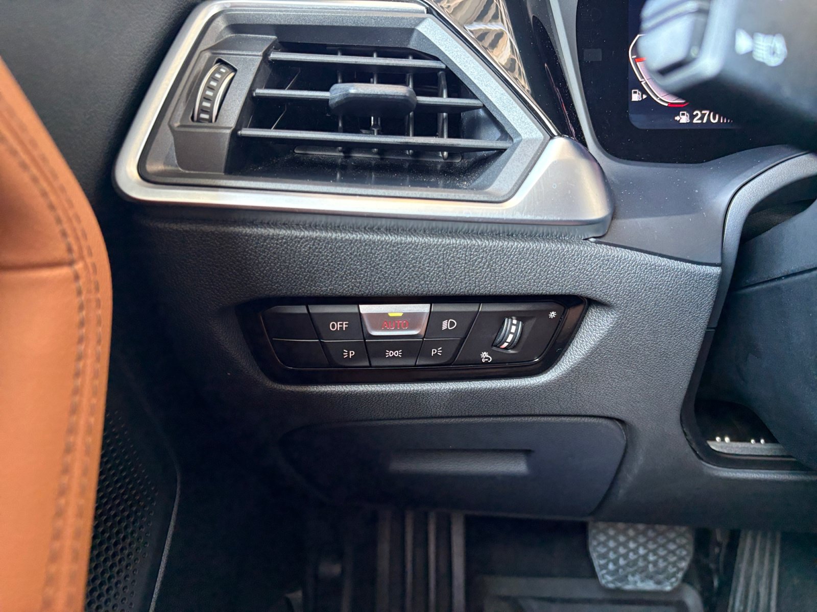 Used 2022 BMW 230i Coupe w/ Premium Package 2 RWD image 25