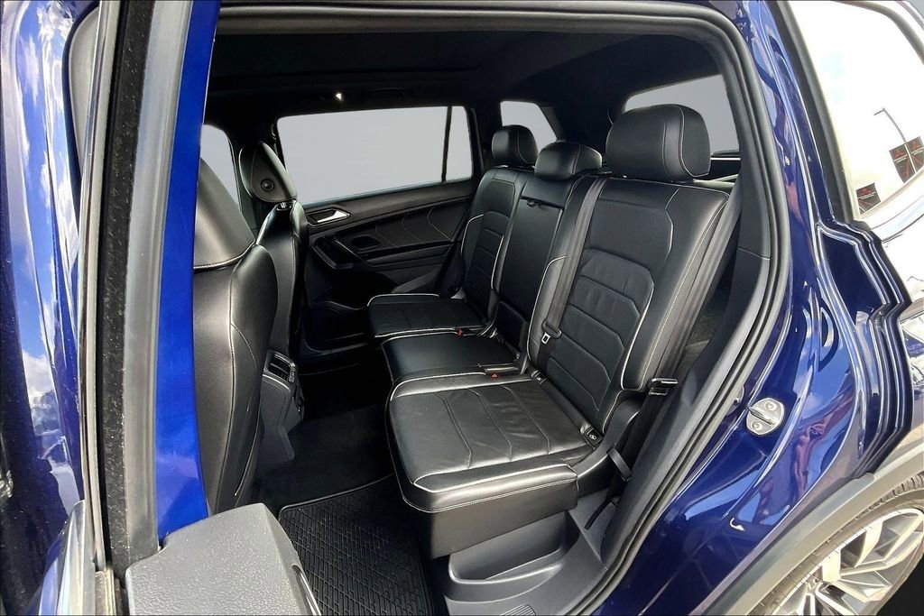 Used 2022 Volkswagen Tiguan SEL R-Line AWD/4WD image 23