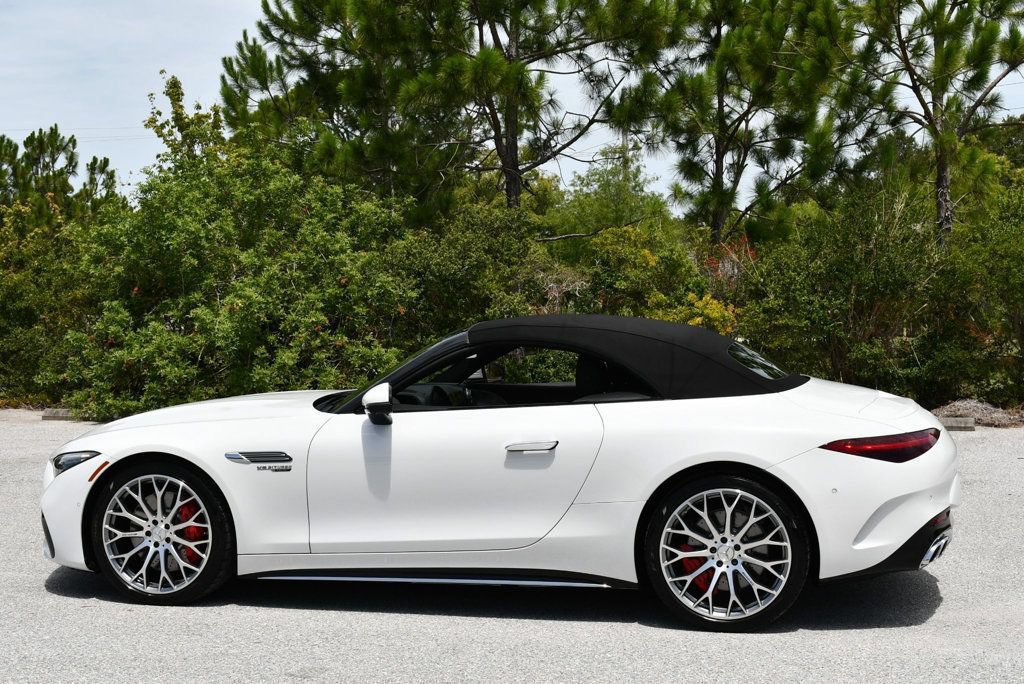 Used 2024 Mercedes-Benz SL 55 AMG 4MATIC image 4