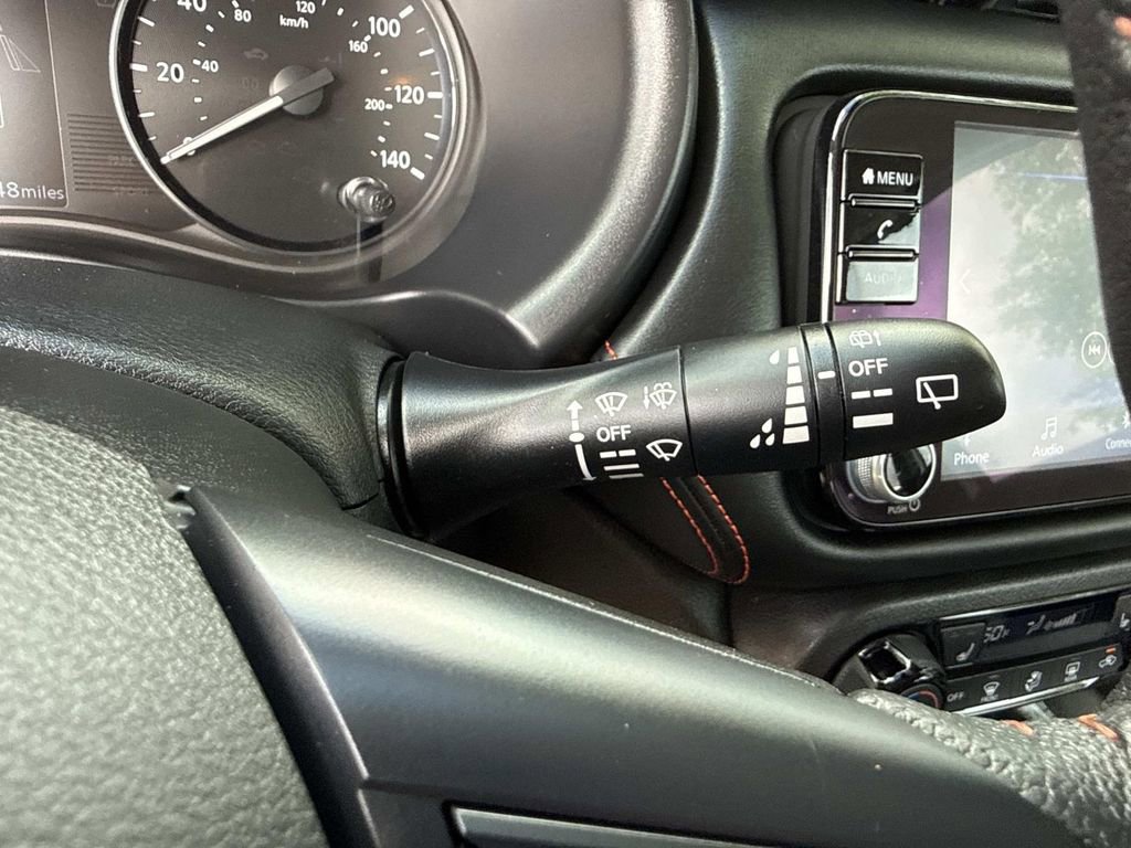 Used 2023 Nissan Kicks SR w/ SR Premium Package FWD image 32