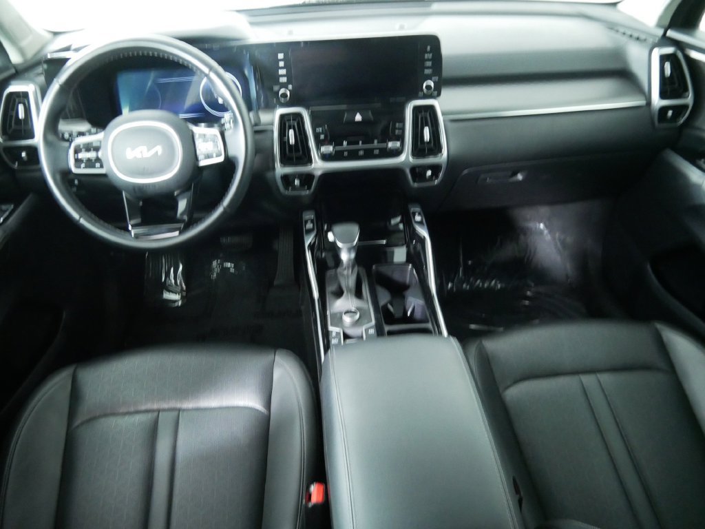Used 2023 Kia Sorento SX AWD/4WD image 21