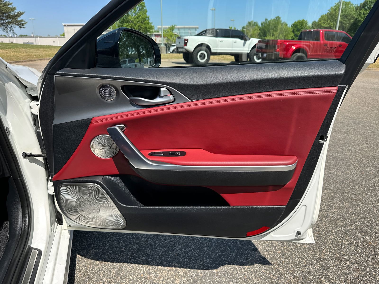 Used 2019 Kia Stinger GT2 RWD image 14