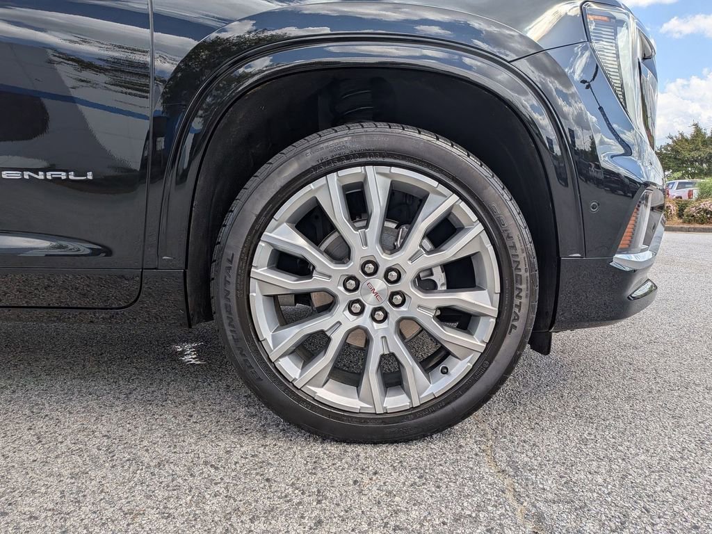 Used 2024 GMC Acadia Denali w/ Super Cruise Package image 11