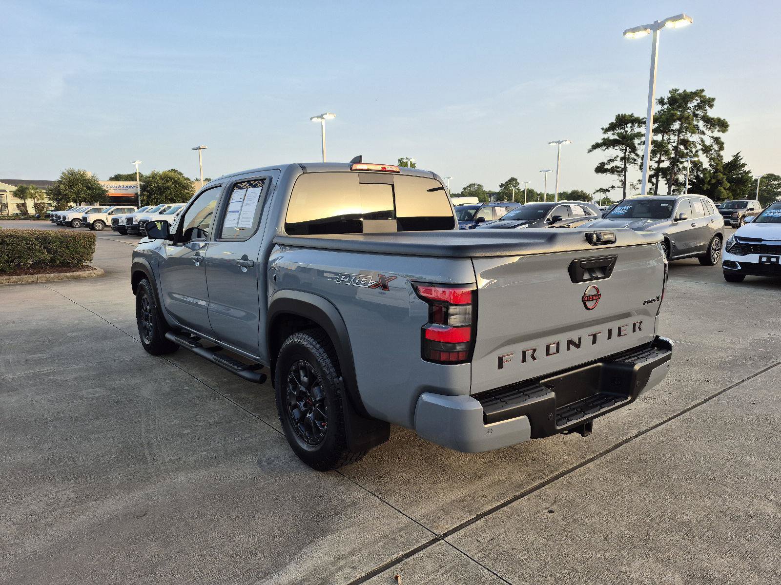 Used 2024 Nissan Frontier Pro-X w/ Pro Premium Package RWD image 12