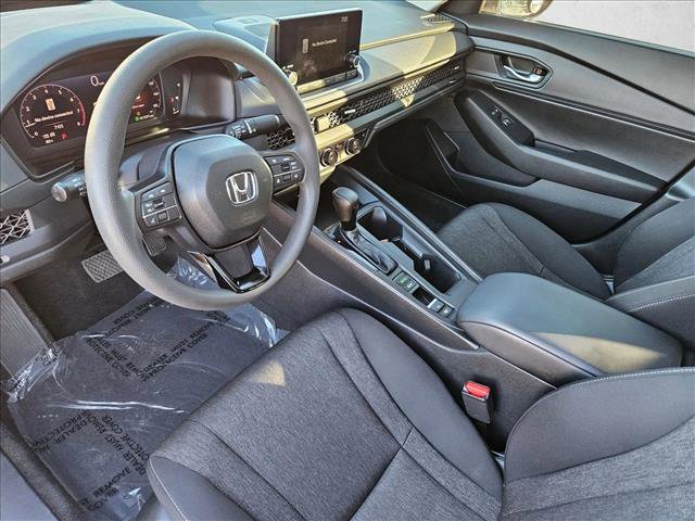 Used 2025 Honda Accord SE image 10