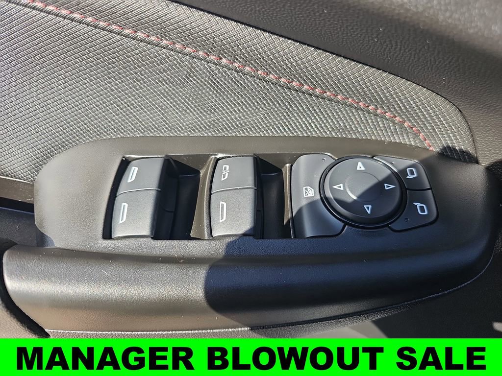 Used 2023 Chevrolet TrailBlazer RS image 27