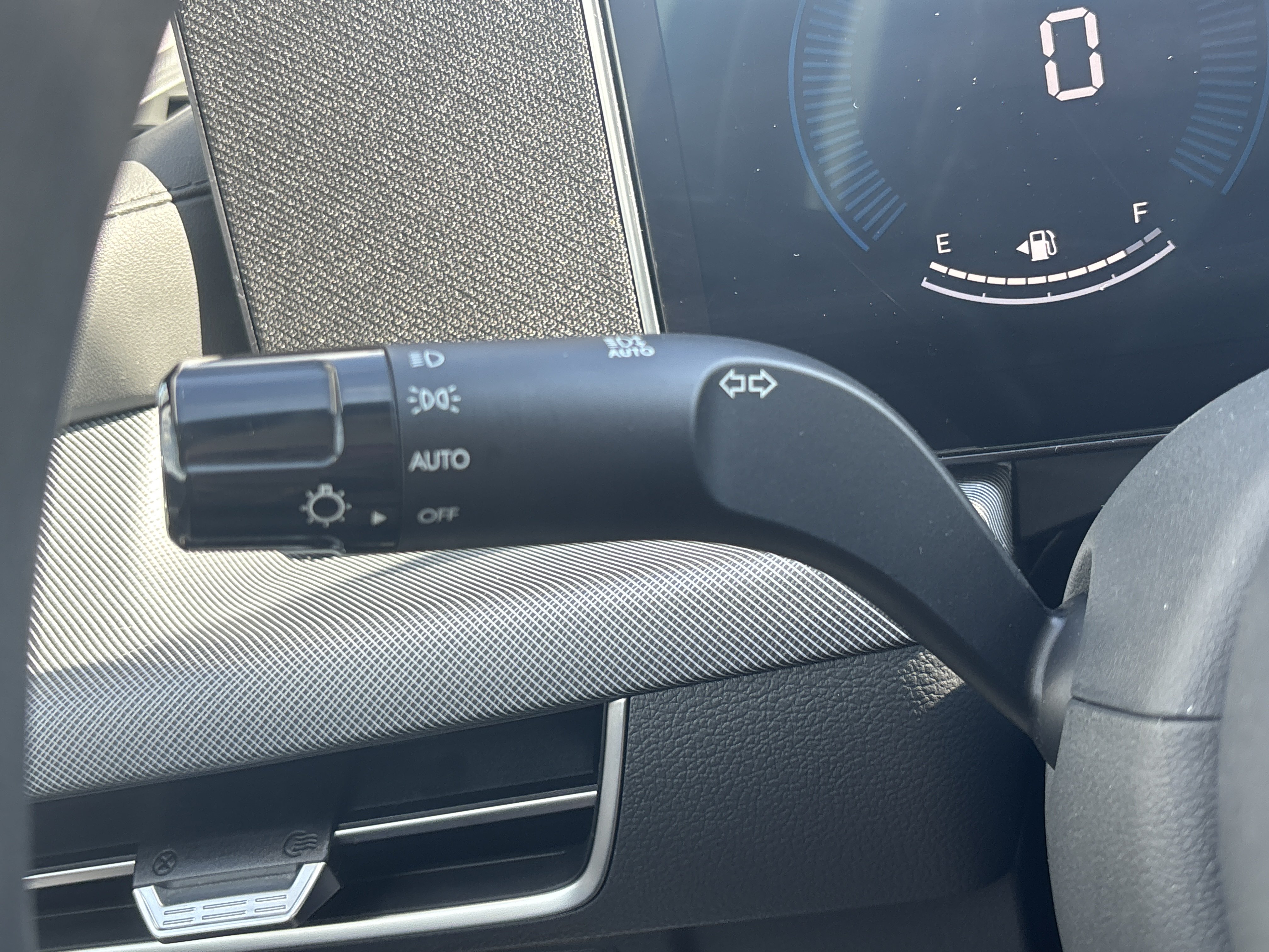 Used 2025 Hyundai Sonata SEL FWD image 29