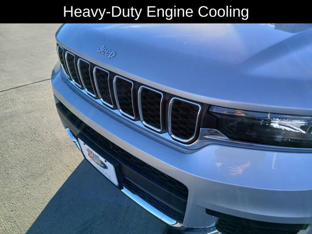 New 2025 Jeep Grand Cherokee L Laredo image 30