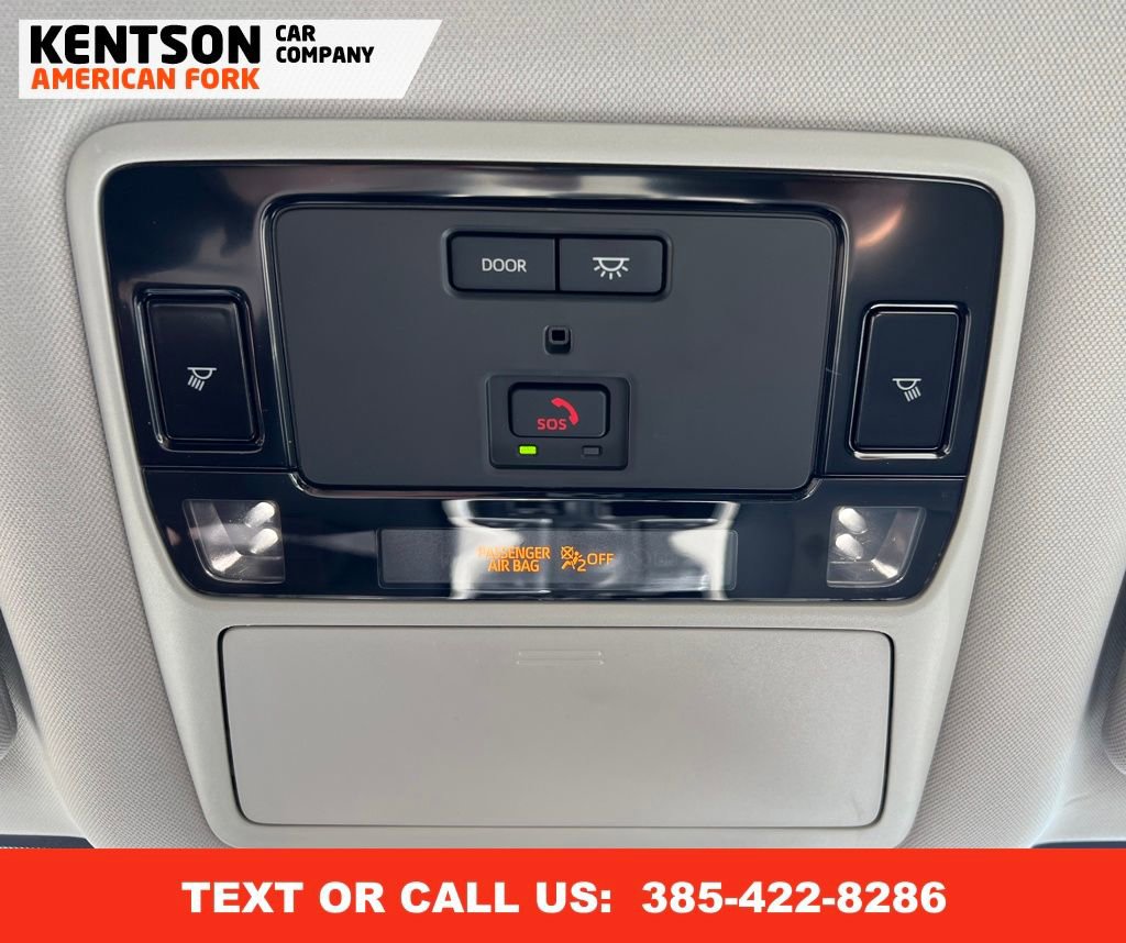 Used 2025 Toyota Grand Highlander AWD image 20