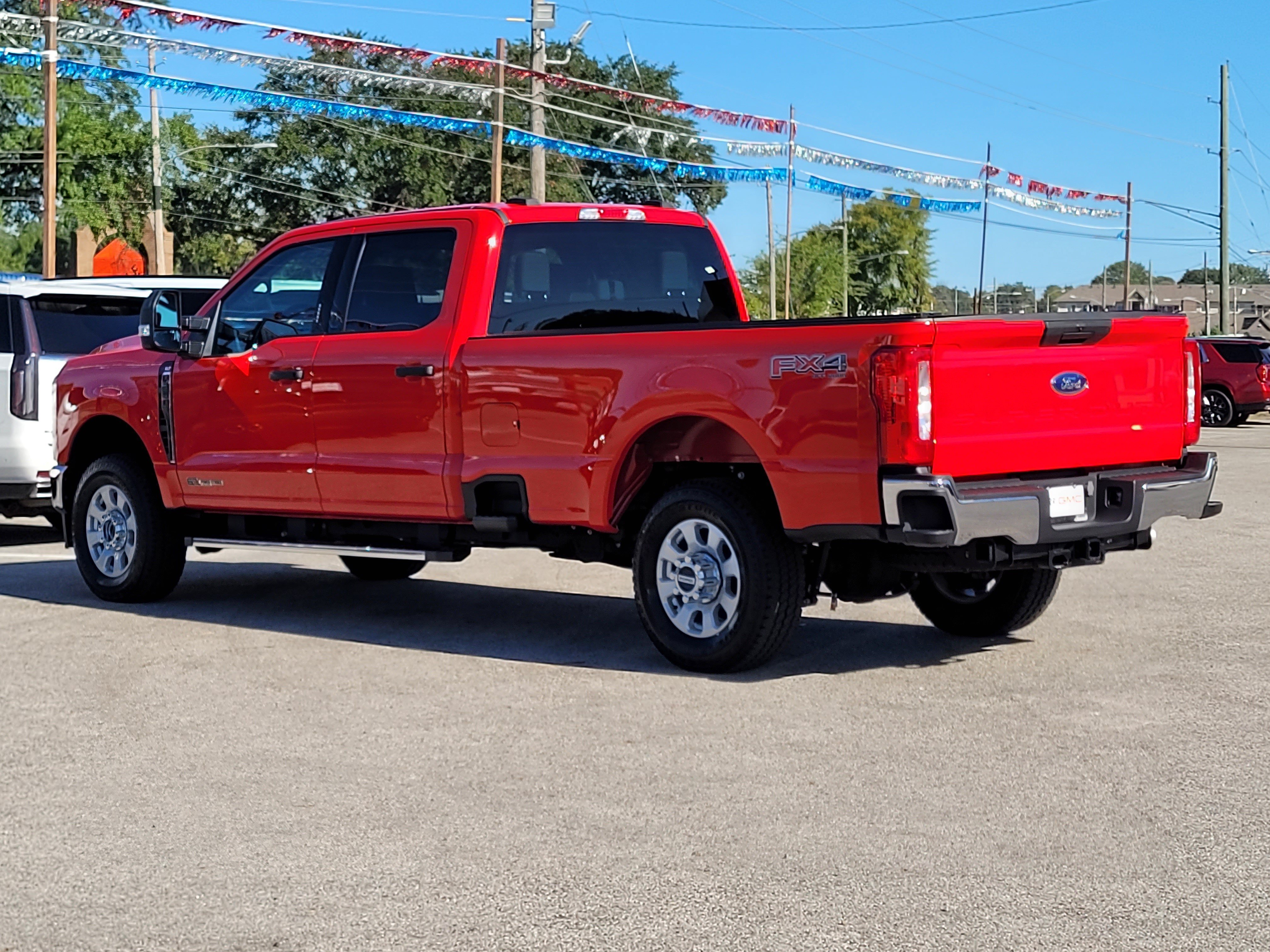 Used 2024 Ford F350 XLT AWD/4WD image 6