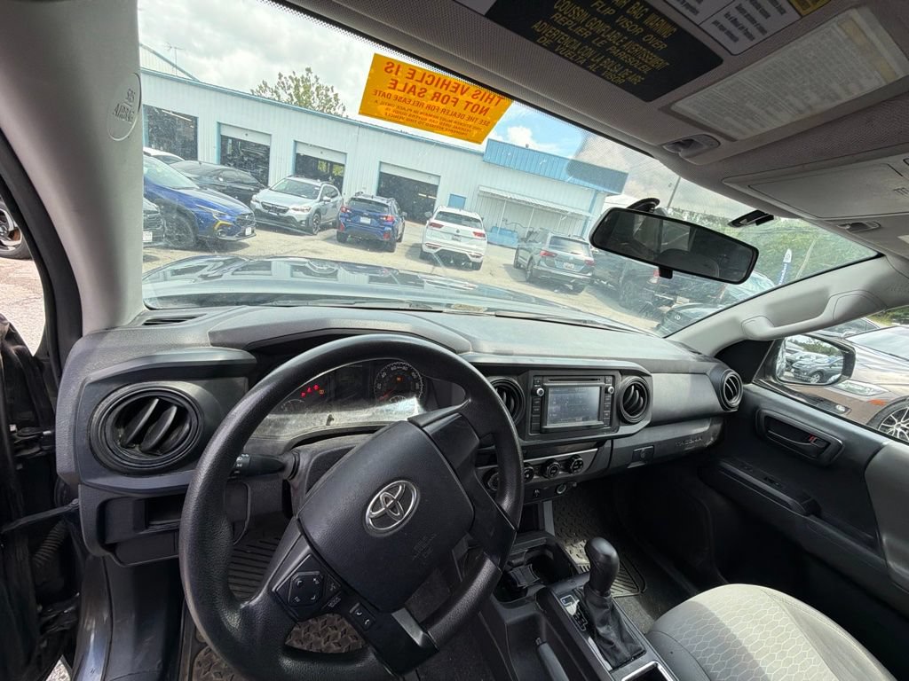 Used 2016 Toyota Tacoma SR AWD/4WD image 14