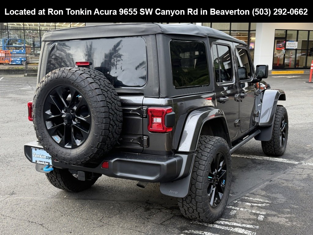 Used 2022 Jeep Wrangler Unlimited Sahara 4xe image 8