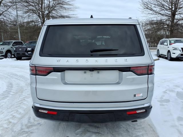 Used 2024 Jeep Wagoneer Series II w/ Flexible Seating Group image 16