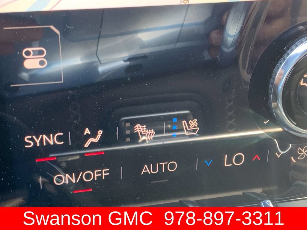 New 2026 GMC Yukon Denali Ultimate w/ LPO, Floor Liner Package AWD/4WD image 35