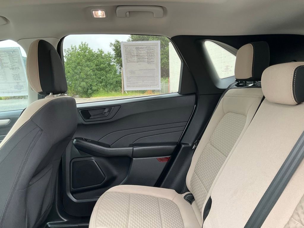 Certified 2022 Ford Escape SE FWD image 46