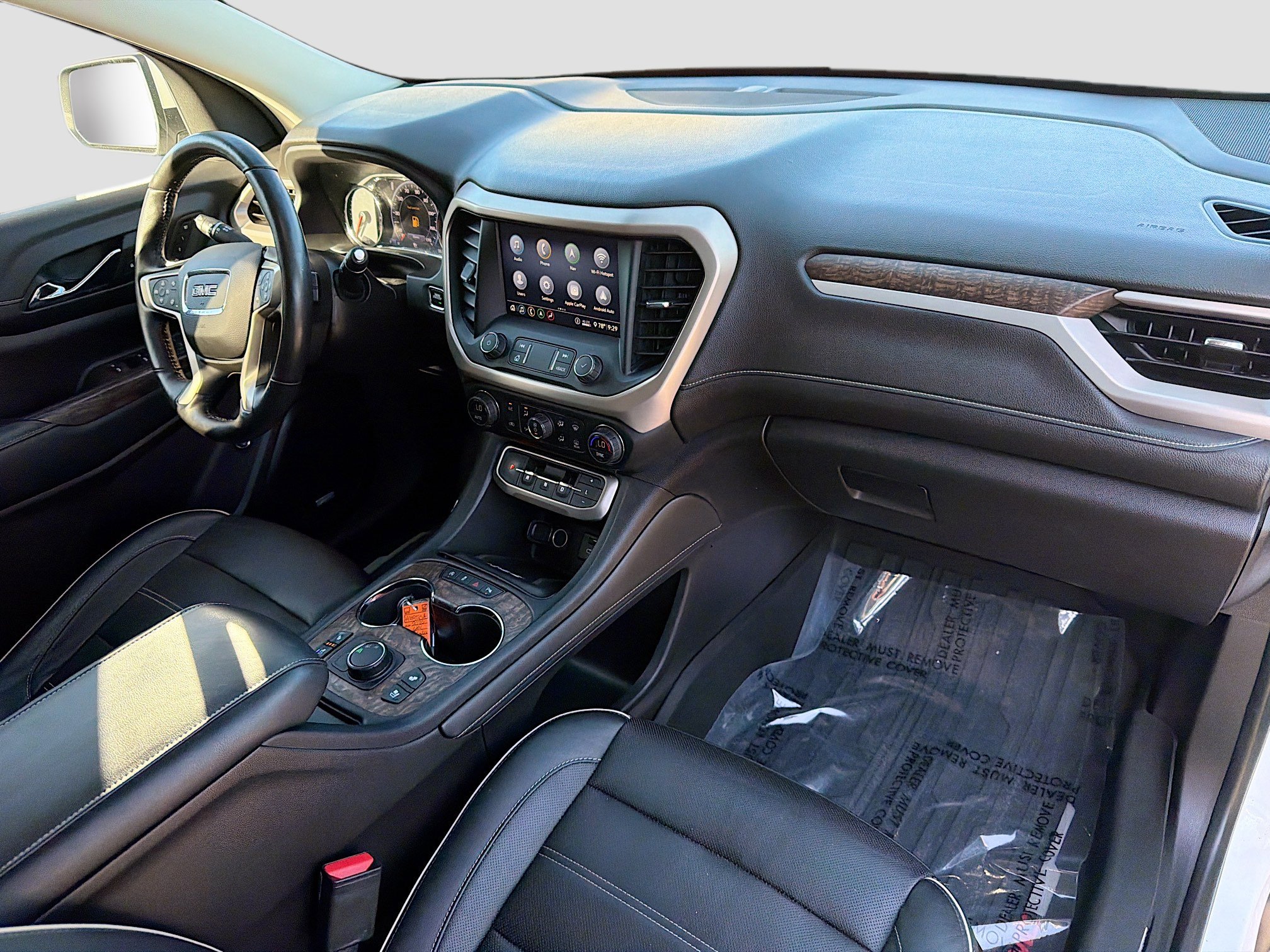Used 2020 GMC Acadia Denali w/ Technology Package image 14