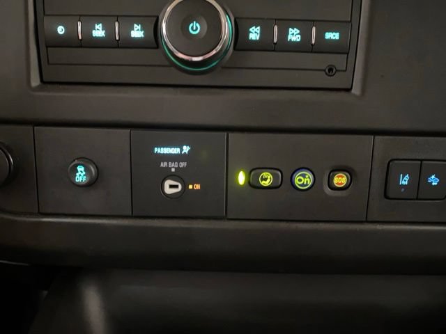 Used 2025 Chevrolet Express 3500 LT w/ LT Preferred Equipment Group RWD image 43