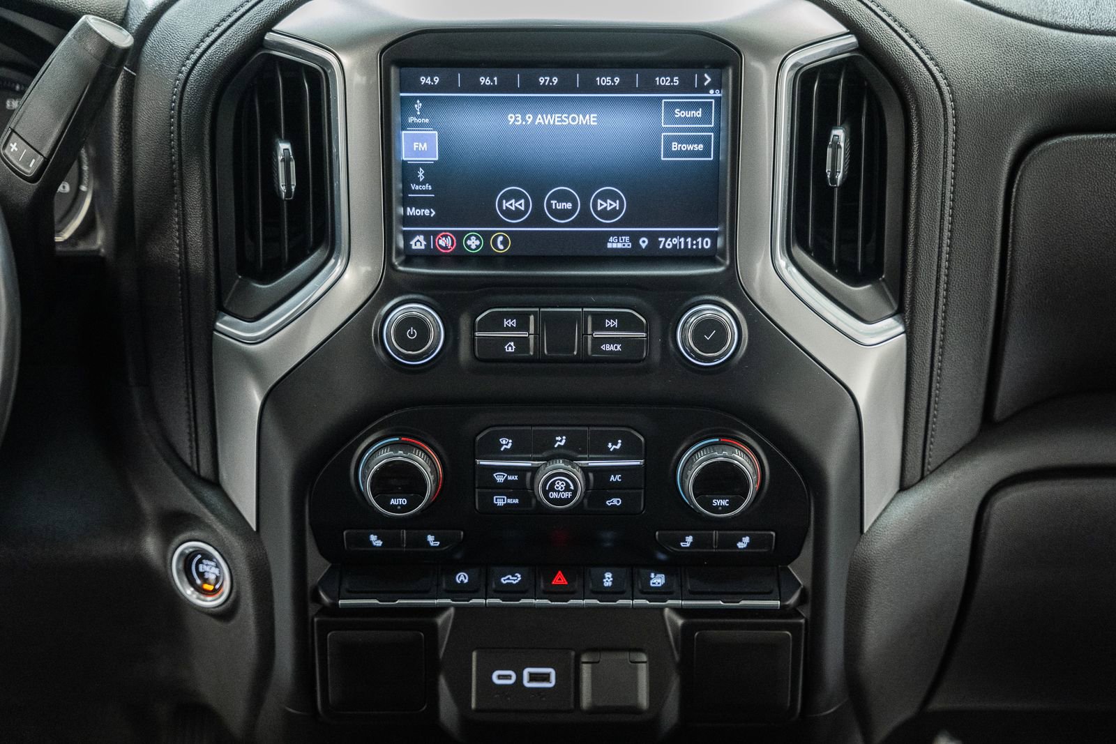 Used 2020 Chevrolet Silverado 1500 LT w/ All-Star Edition AWD/4WD image 27