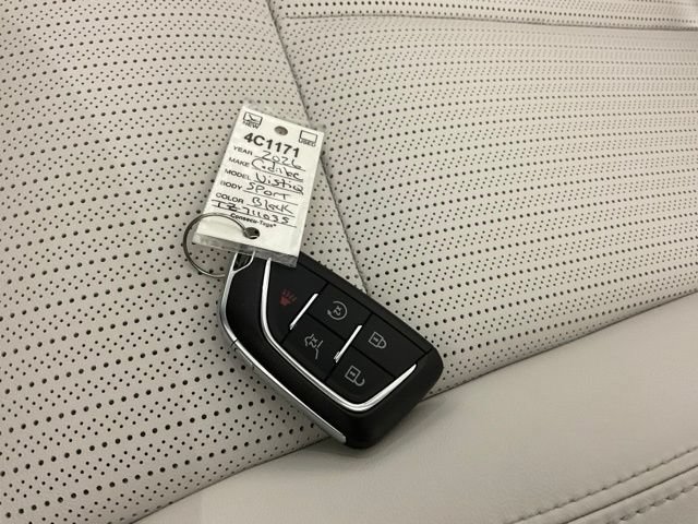 New 2026 Cadillac Vistiq Luxury w/ LPO, Floor Liner Package AWD/4WD image 43
