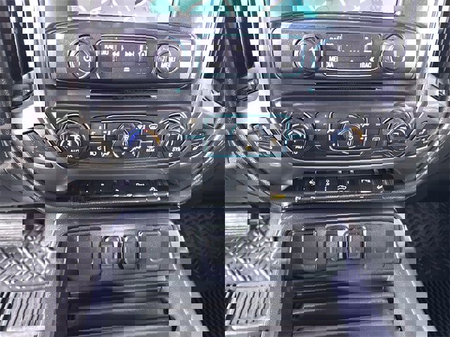 Used 2015 Chevrolet Silverado 1500 LTZ Z71 w/ LTZ Plus Package image 16