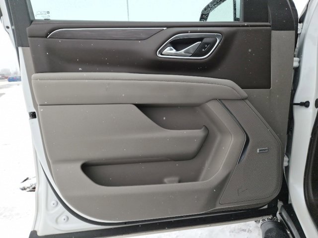 Certified 2024 Chevrolet Suburban Z71 w/ Luxury Package image 14