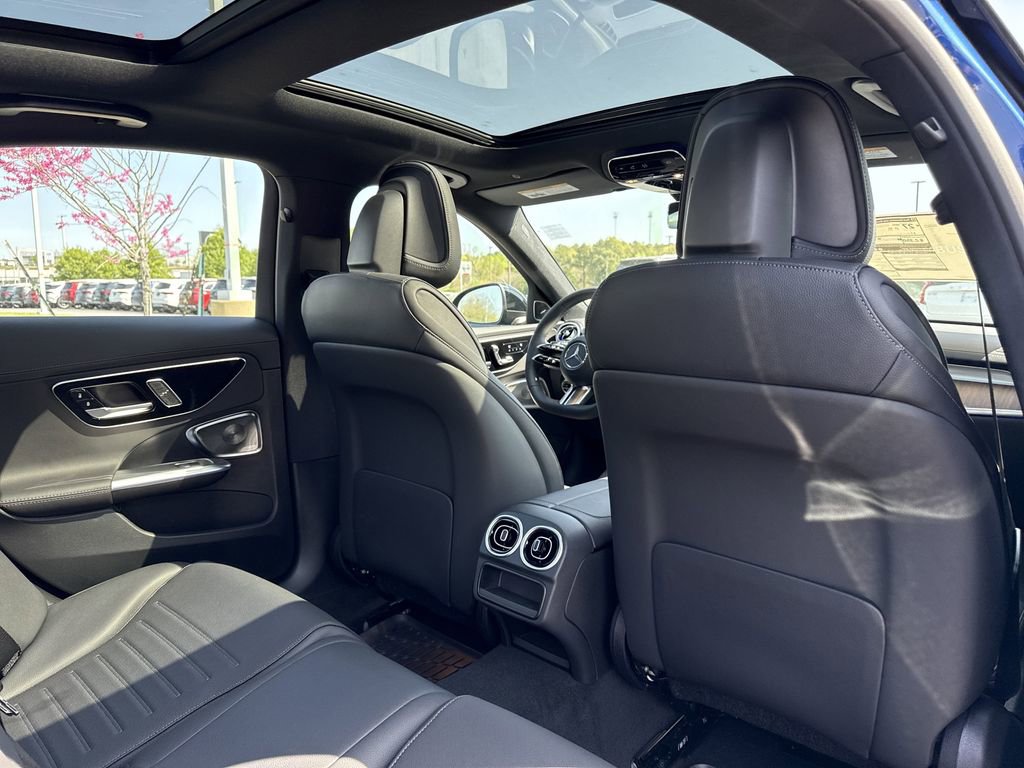 New 2025 Mercedes-Benz C 300 4MATIC Sedan image 19