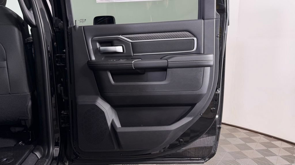 New 2026 RAM 2500 Big Horn AWD/4WD image 24