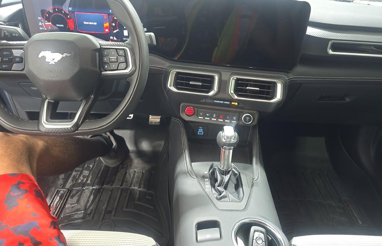 Used 2025 Ford Mustang Premium RWD image 11