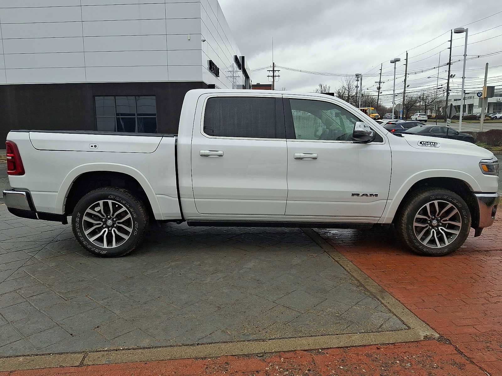 Used 2025 RAM 1500 Limited image 7