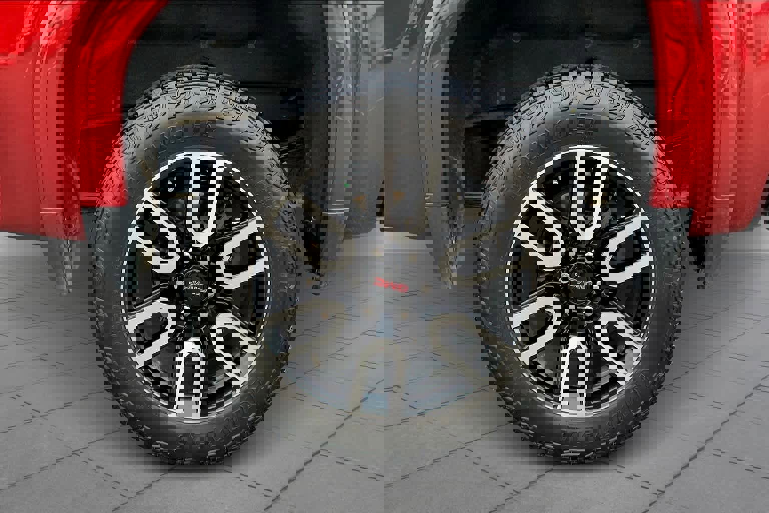 Used 2022 GMC Sierra 1500 AT4 w/ AT4 Premium Package image 11